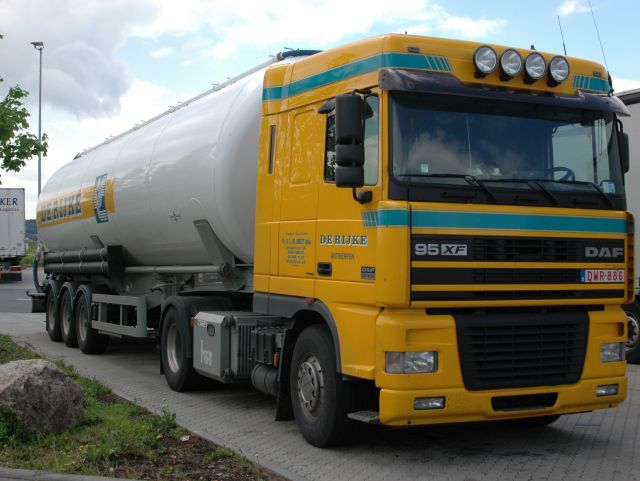DAF-95-XF-430-deRijke-Schiffner-010705-01.jpg - Carsten Schiffner
