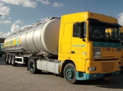 DAF-95-XF-380-deRijke-Schiffner-270306-08