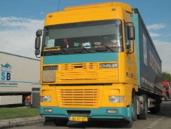 DAF-95-XF-deRijkeSchiffner-270306-01
