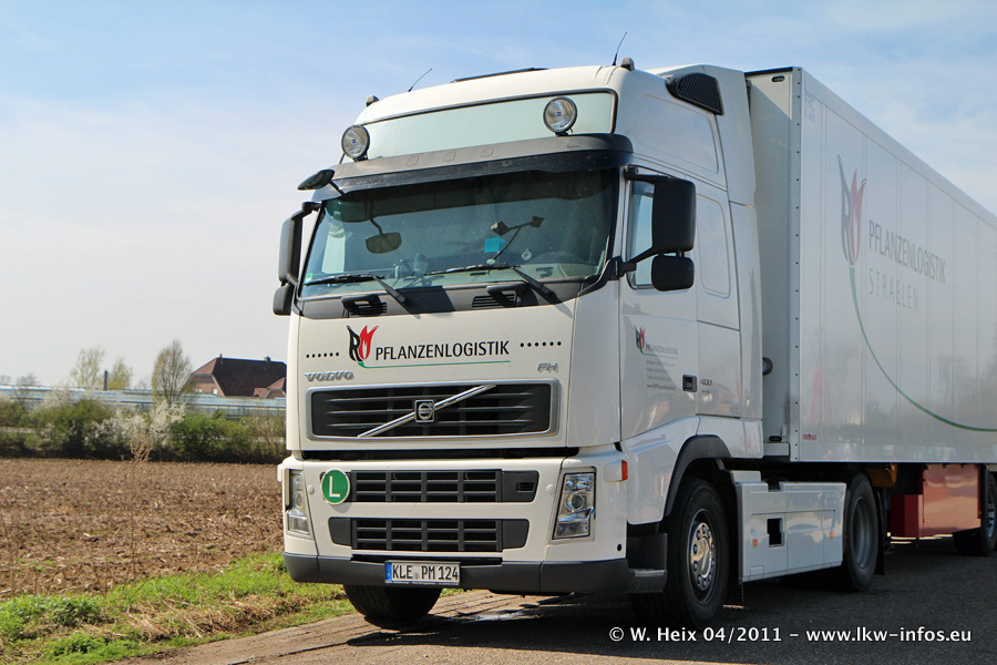 Volvo-FH-400-RM-Pflanzenlogistik-020411-02.jpg