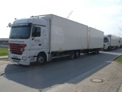 MB-Actros-2544-MP2-Ruehmann-Wilhelm-140406-04