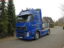 Volvo-FH12-500-Sicking-Voss-280308-01