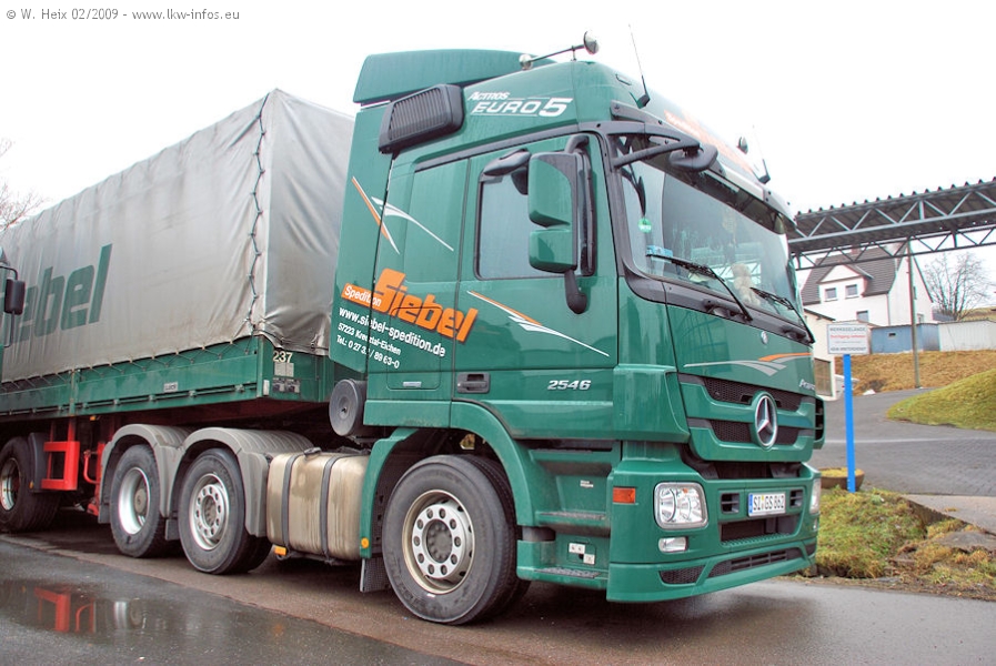 MB-Actros-3-2546-Siebel-010309-03.jpg