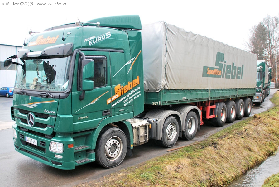 MB-Actros-3-2546-Siebel-010309-05.jpg