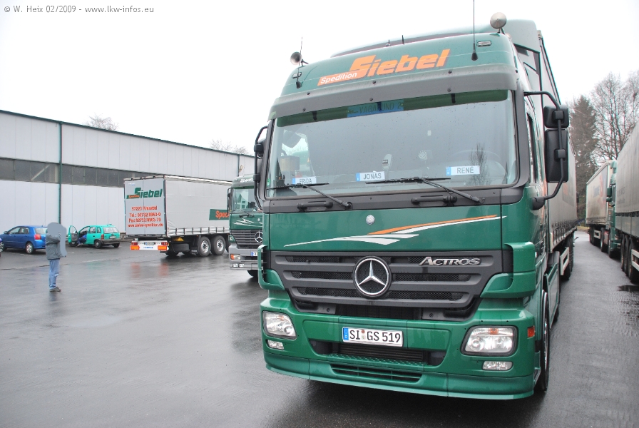 MB-Actros-MP2-1846-Siebel-010309-01.jpg
