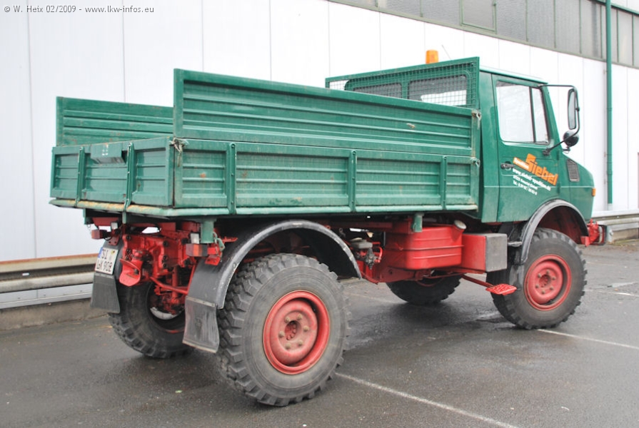 MB-Unimog-U-1250-Siebel-010309-05.jpg