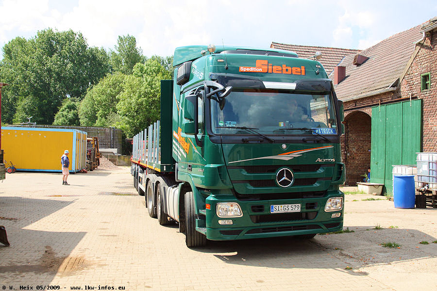 MB-Actros-3-2546-Siebel-220509-07.jpg