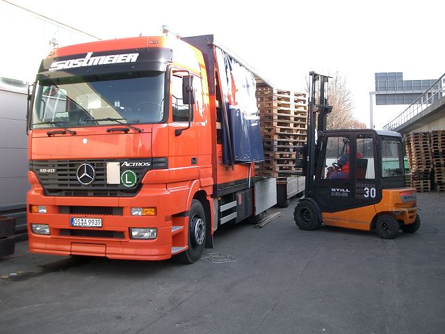 MB-Actros-1840-Sostmeier-Arendt-311204-01.jpg - Thomas Arendt
