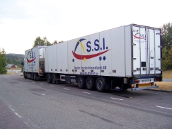Volvo-FH12-420-SSI-David-Riemer-110806-03