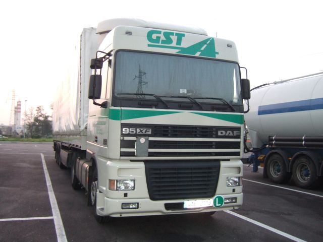 DAF-95-XF-Stadler-Fustinoni-121105-01.jpg - G. Fustinoni