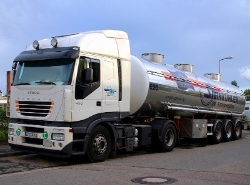 Iveco-Stralis-AS-440-S-43-Steinkuehler-Ackermans-251007-01