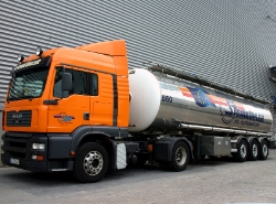 MAN-TGA-LX-Steinkuehler-Ackermans-251007-01