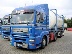 MAN-TGA-18400-LX-Stermann-Voss-200807-06