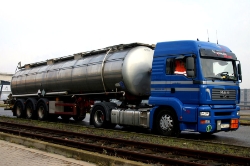 MAN-TGA-18430-LX-D20-Stermann-Ackermans-260507-02