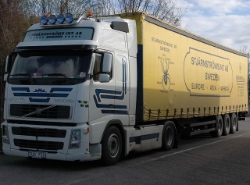Volvo-FH12-Stjaernstroems-Schiffner-020705-02