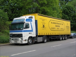 Volvo-FH12-Stjaernstroems-Waic-110205-01