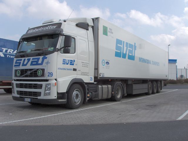Volvo-FH12-460-SVAT-Holz-140405-01-I.jpg - Frank Holz
