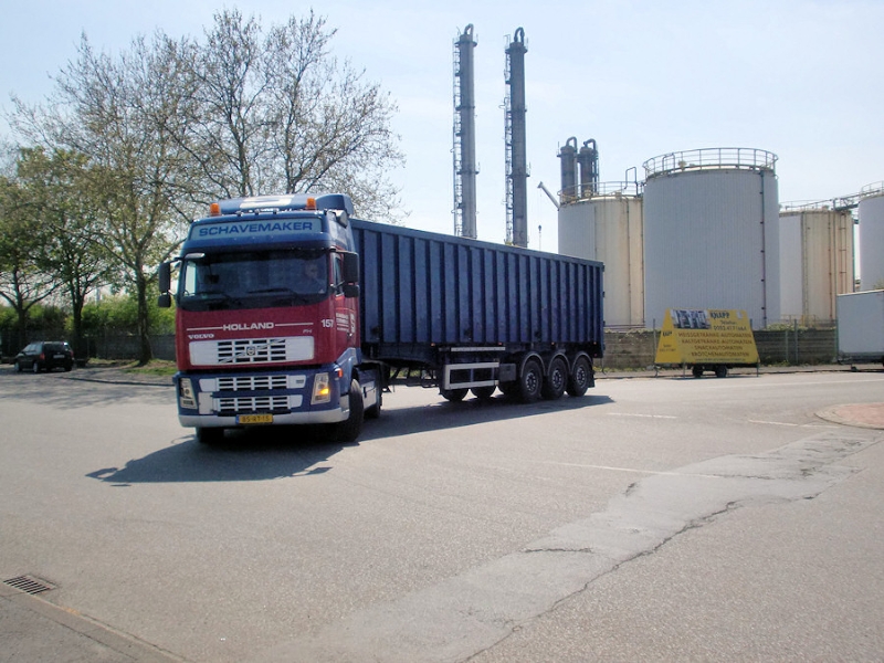 Volvo-FH-Schavemaker-DS-270610-01.jpg - Trucker Jack