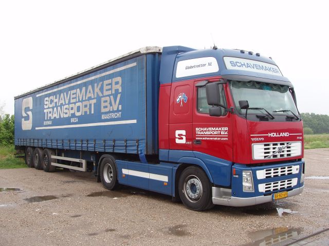 Volvo-FH12-460-Schavemaker-Holz-210706-02.jpg - Frank Holz
