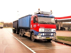 Volvo-FH12-420-Schavemaker-Koster-040405-01-NL