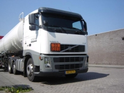 Volvo-FH12-Schenk-Herwig-040605-05