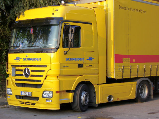 MB-Actros-MP2-1844-Schneider-MMartin-291006-02.jpg - M. Martin