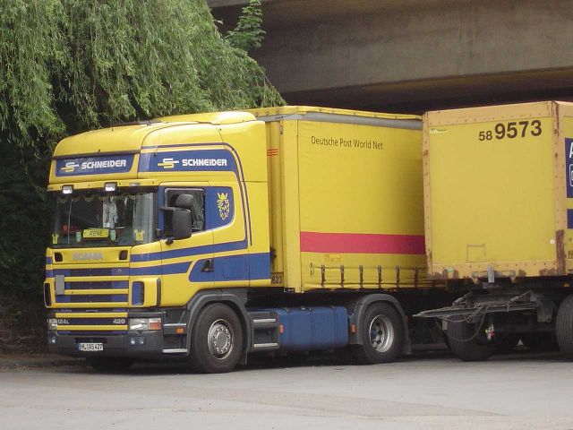 Scania-124-L-420-Schneider-MMartin-060605-02.jpg - M. Martin