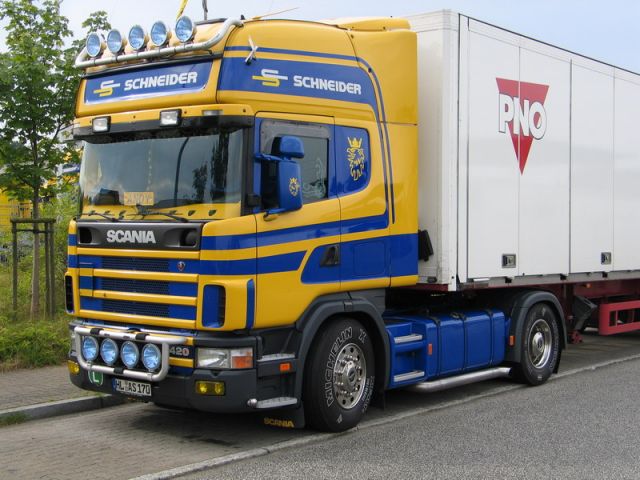 Scania-124-L-420-Schneider-Schuman-250105-06.jpg - A. Schuman