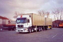 MAN-F2000-Evo-Schomaker-Badoux-130209-02