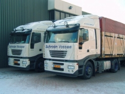 Iveco-Stralis-AS-440S43-Schroen-Vossen-Levels-140505-03
