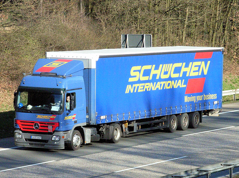 MB-Actros-MP2-Schuechen-Skolaut-050507-01.jpg - Oliver Skolaut