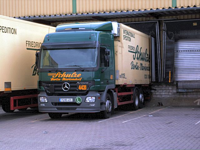 MB-Actros-MP2-Schulze-Wittenburg-310705-01.jpg - Bernd Wittenburg