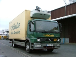 MB-Atego-II-1218-Schulze-Brusse-280106-02