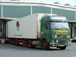 Volvo-FH12-380-Schulze-Brusse-170407-01