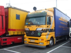 MB-Actros-1843-Schuon-Fustinoni-180506-01