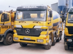 MB-Actros-3240-Schuon-Klim-Wittenburg-210105-01