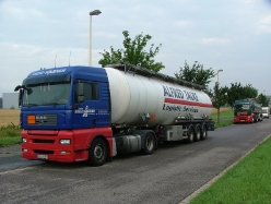 MAN-TGA-XLX-Dietz-Wagner-Posern-051208-01