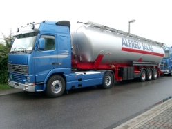 Volvo-FH12-380-Talke-Schimana-100904-1