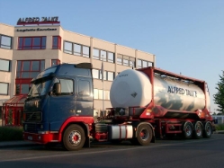 Volvo-FH12-460-Talke-Schimana-160604-1