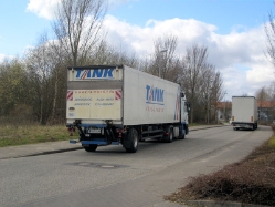 MB-Actros-MP2-1841-Tank-Behn-190410-02