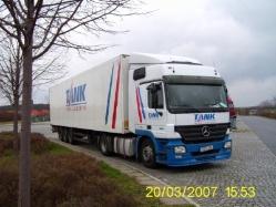 MB-Actros-MP2-1841-Tank-Hermann-030108-01