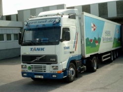 Volvo-FH12-380-Tank-Kolmorgen-200805-02