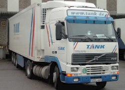 Volvo-FH12-380-Tank-Kolmorgen-200805-08