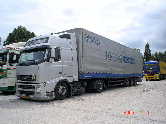 Volvo-FH12-420-Tarcsai-Kovacs-010706-1-HUN.jpg - A. Kovacs