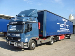 MB-Atego-II-1323-Tersteeg-Voss-010706-01