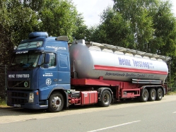Volvo-FH12-420-Tersteeg-Voss-200807-01