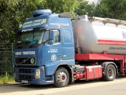 Volvo-FH12-420-Tersteeg-Voss-200807-02