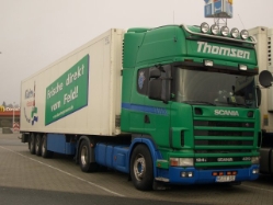 Scania-124-L-420-KUEKOSZ-blau-gruen-Thomsen-Stober-240204-1