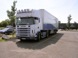 Scania-124-L-420-Thomsen-Koster-071106-01