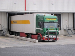 Scania-124-L-470-Thomsen-Voss-171206-01